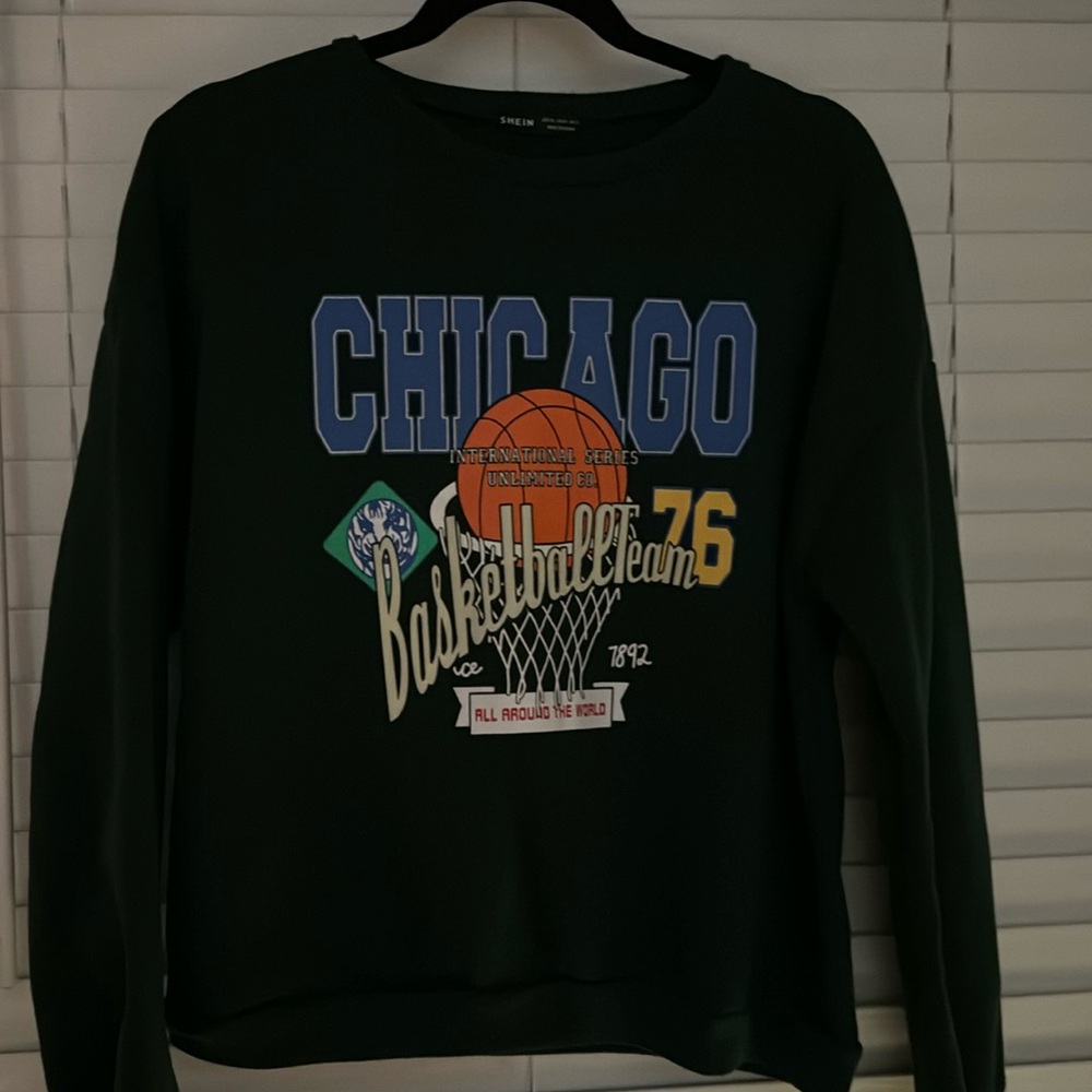 XL green/multi SHEIN ‘Chicago’ crewneck